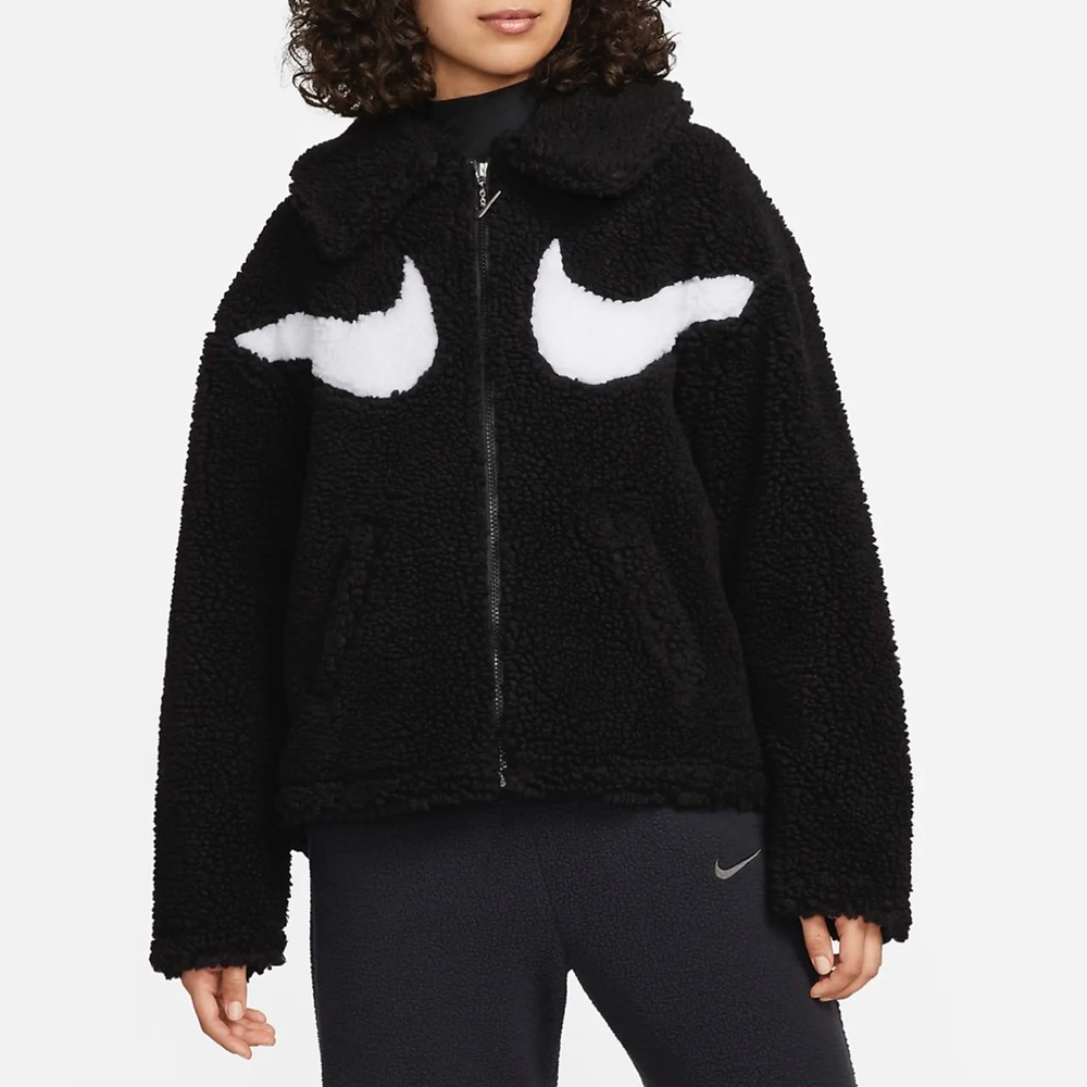 Nike Sportswear Swoosh
Women's Full-Zip Jacket